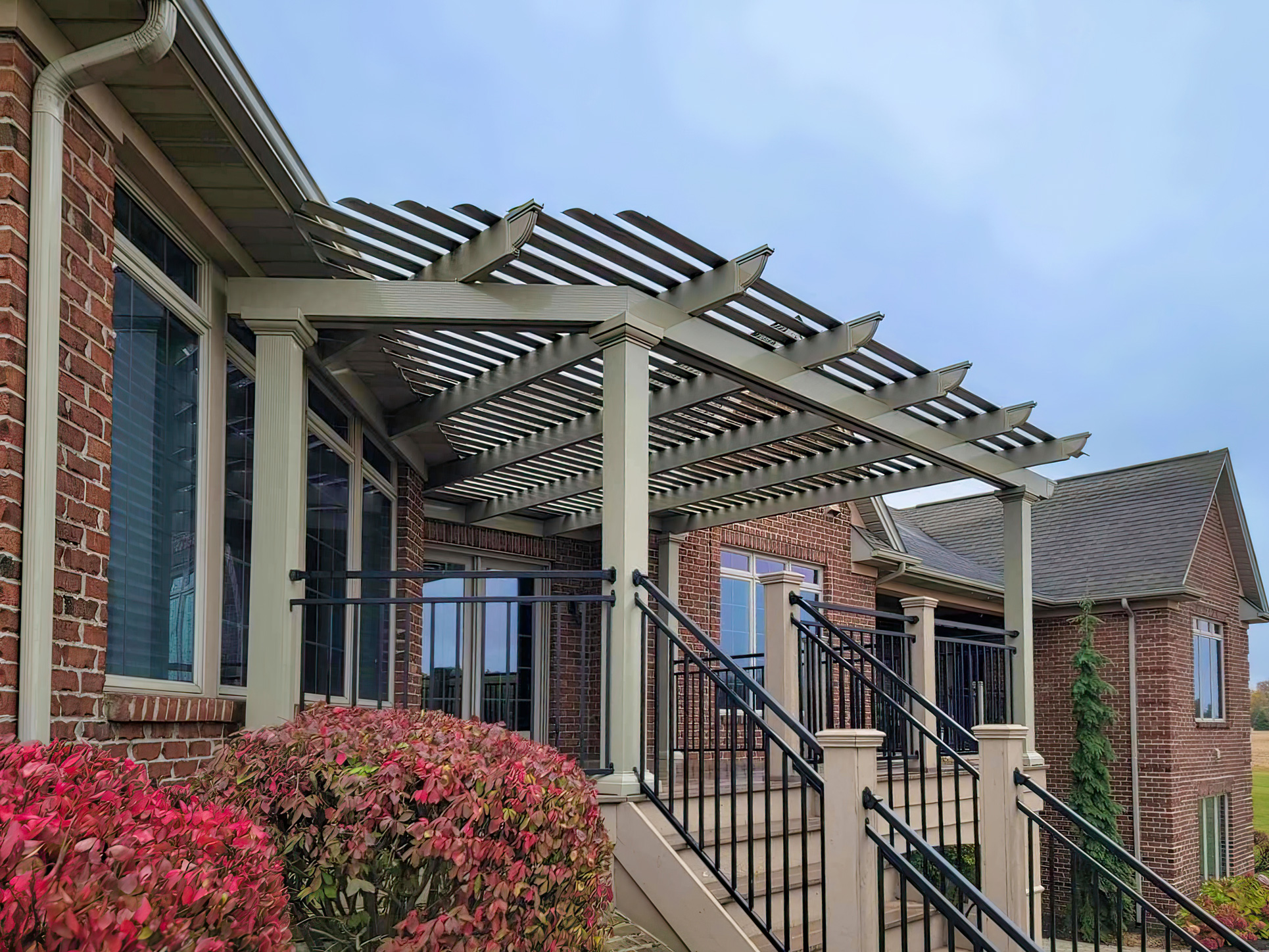 Pergola vs. Patio Cover: Which One is Right for Your Home?