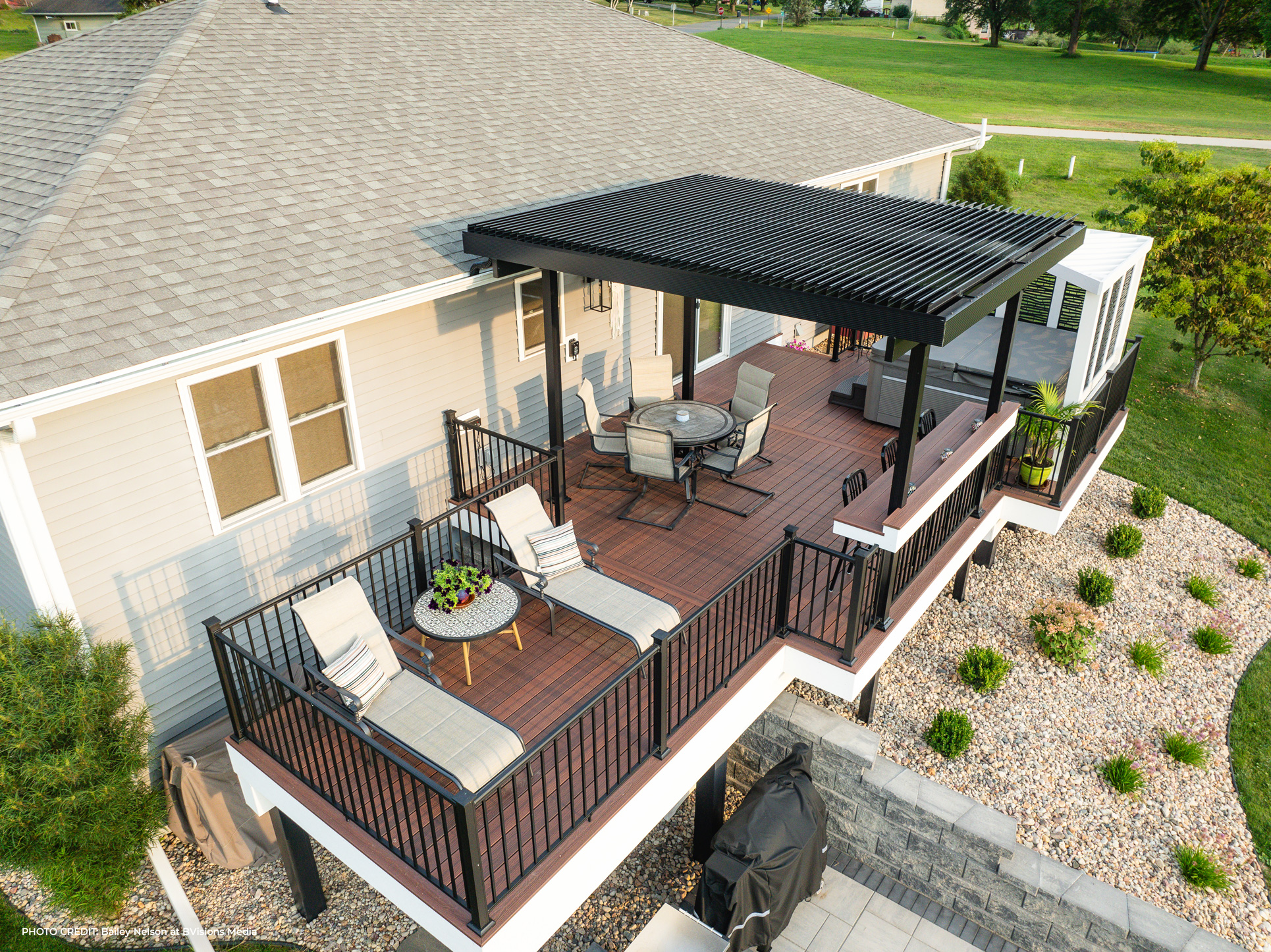 Can I add a retractable roof to my pergola?